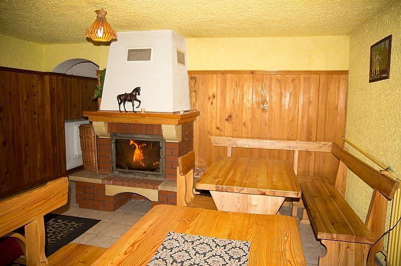 Hacjenda - Apartamenty I Pokoje Goscinne Czarna Góra الغرفة الصورة