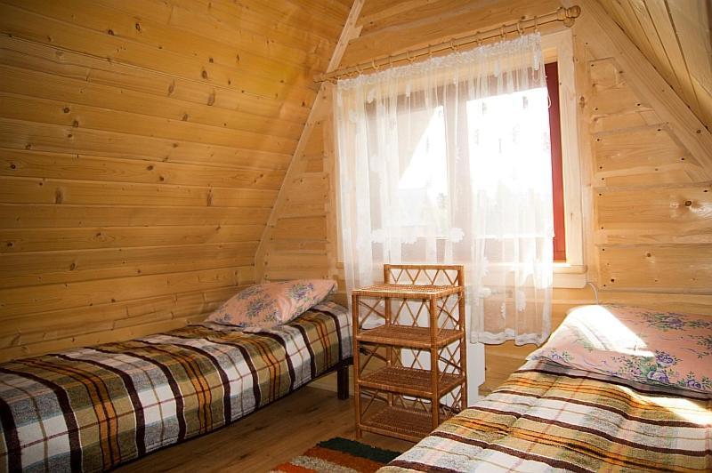 Hacjenda - Apartamenty I Pokoje Goscinne Czarna Góra المظهر الخارجي الصورة