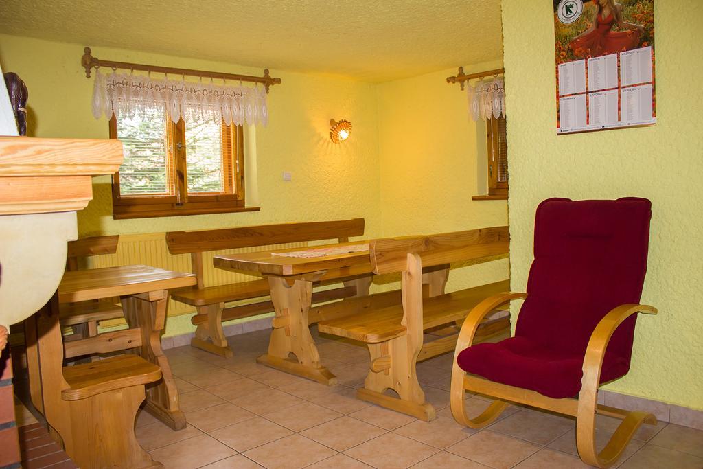 Hacjenda - Apartamenty I Pokoje Goscinne Czarna Góra المظهر الخارجي الصورة